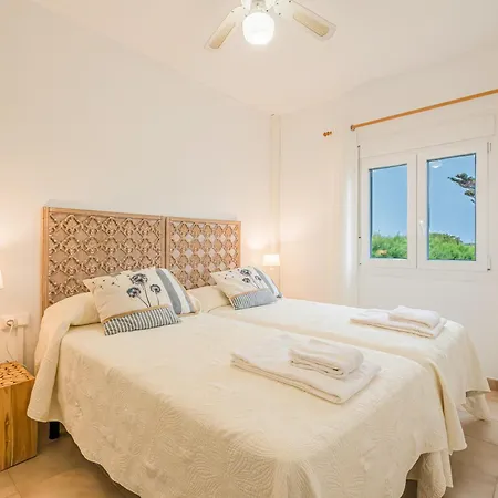 فيلة Pilar Frontline With Great Seaviews Close To Free Ac Wifi