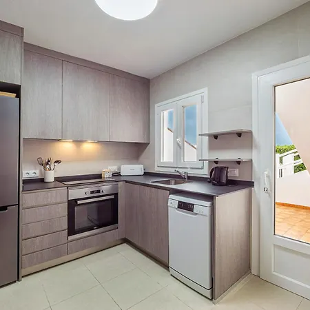 Pilar Frontline With Great Seaviews Close To Free Ac Wifi