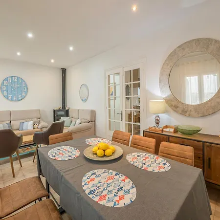 فيلة Pilar Frontline With Great Seaviews Close To Free Ac Wifi *
