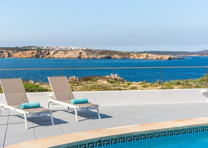 Pilar فيلة إيز ميركاذال