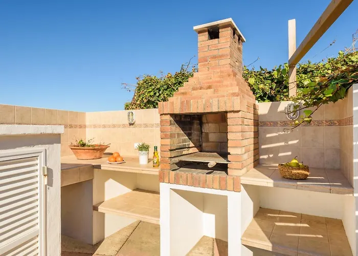 Pilar إيز ميركاذال